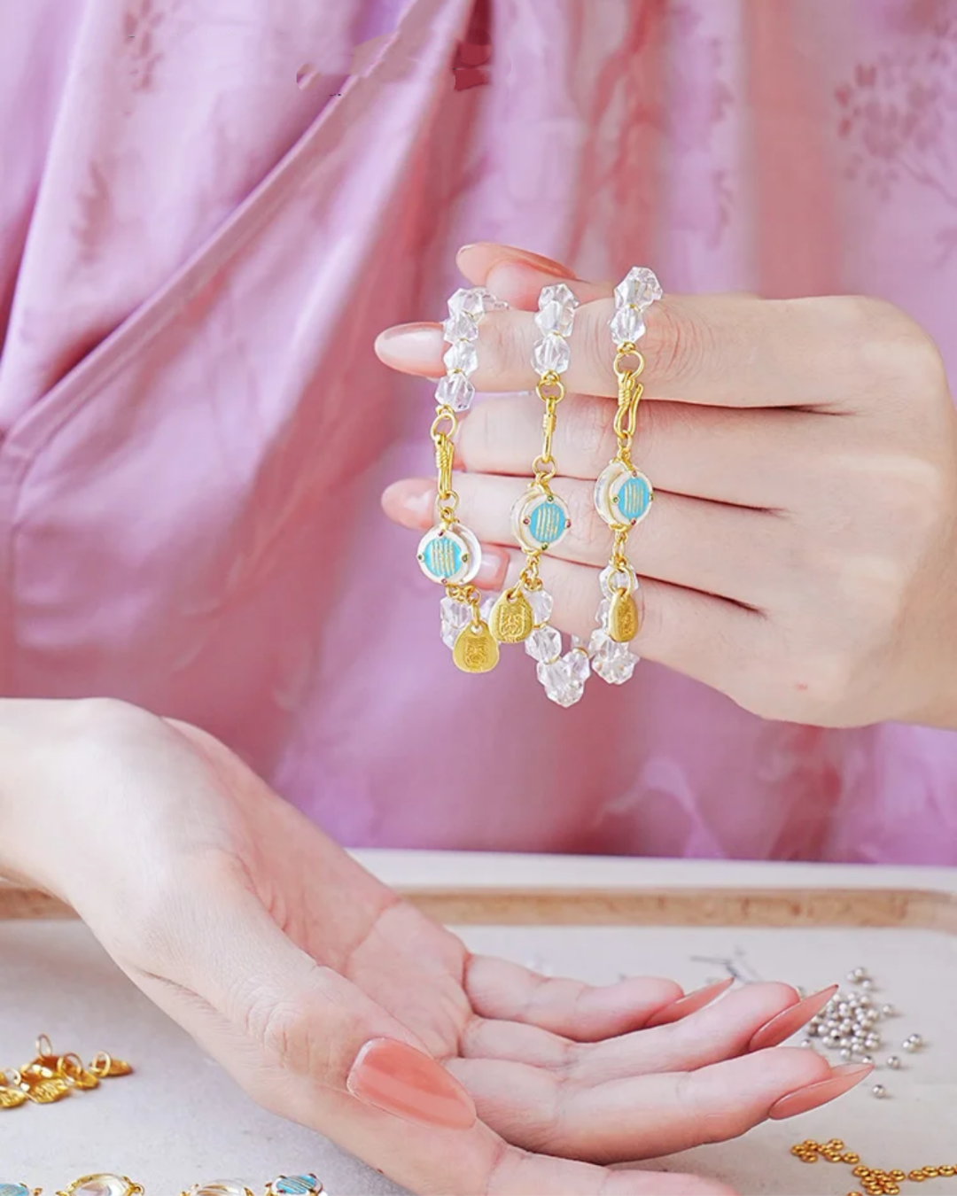 Pulsera protectora de cuarzo transparente de los Cinco Sutras de Metal Alchemist