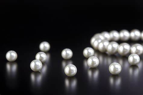 The Timeless Elegance of the Pearl: A Symbol of Beauty and Sophistication