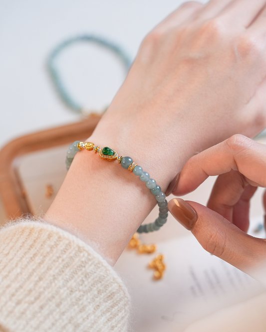Pulsera de la suerte de jadeíta azul con forma de calabaza que fluye agua