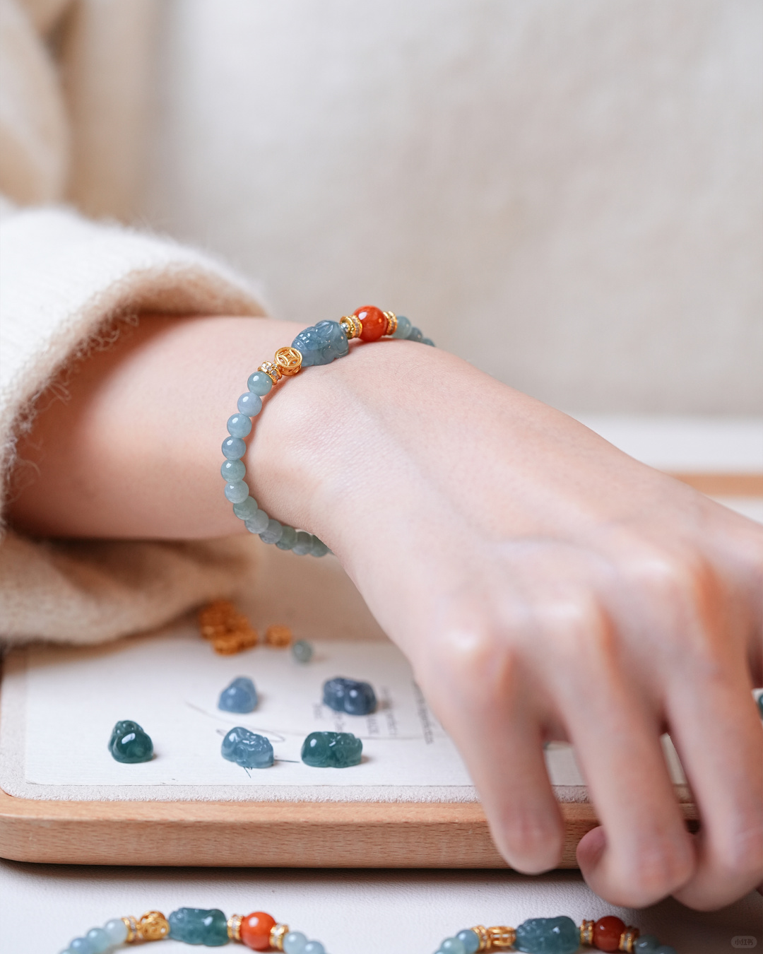 Pulsera de jadeíta de agua azul con ancla de agua Pi Xiu