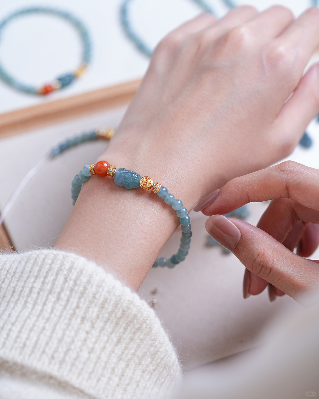 Pulsera de jadeíta de agua azul con ancla de agua Pi Xiu